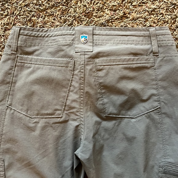 Kühl athletic/hiking pants - lots of utility pockets- 27.5 in inseam - Picture 2 of 4